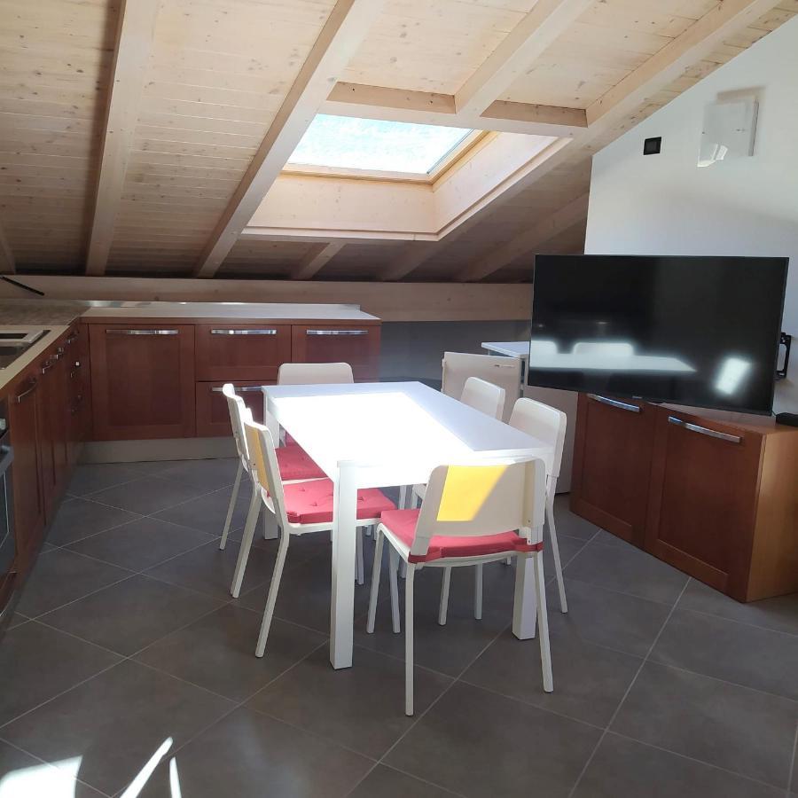 Appartamento Mary - Casa Green - Dog Friendly, Box Auto Коголо Екстериор снимка